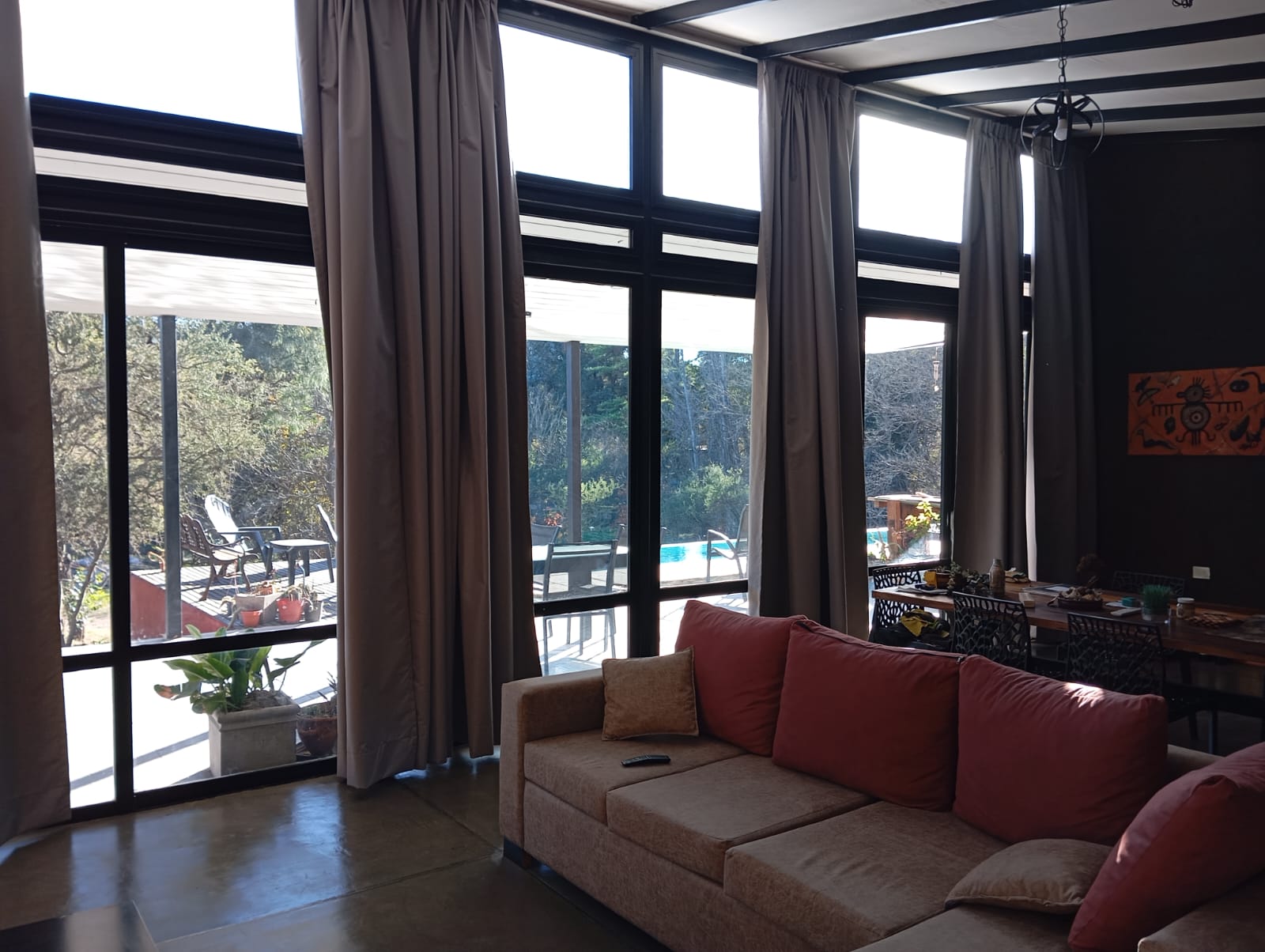 Casa Colibrí: un hogar con alma serrana