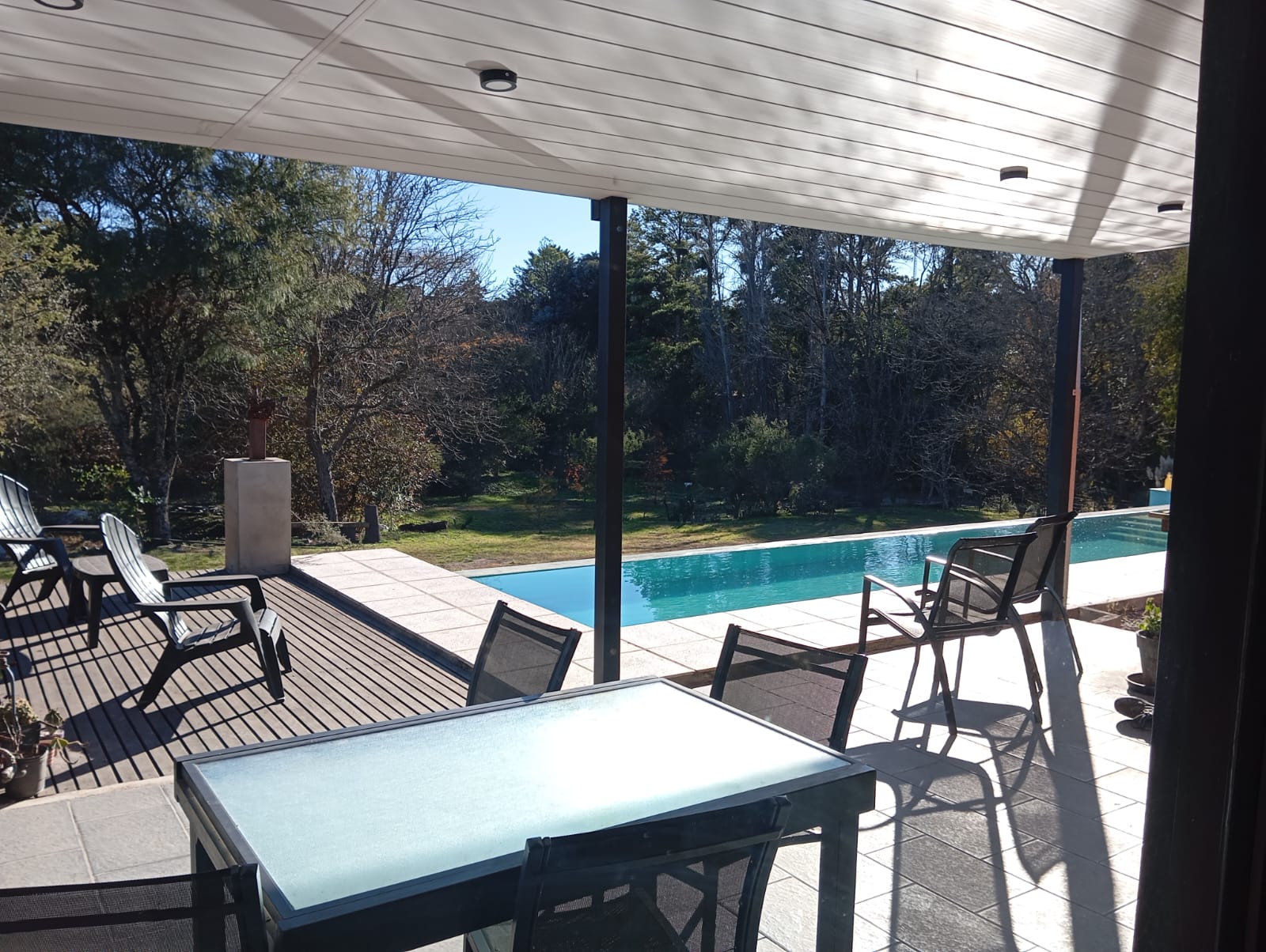 Casa Colibrí: un hogar con alma serrana