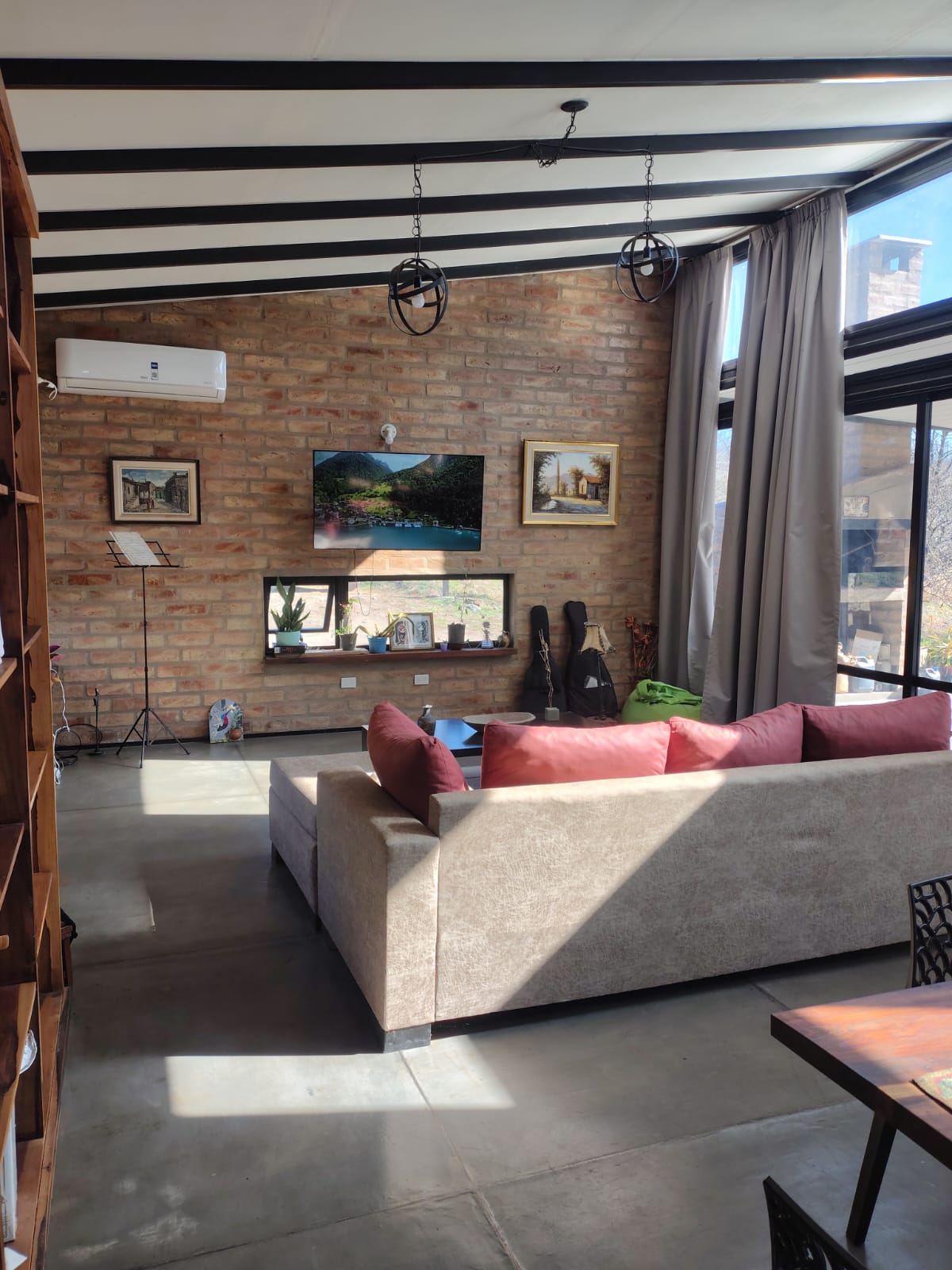 Casa Colibrí: un hogar con alma serrana