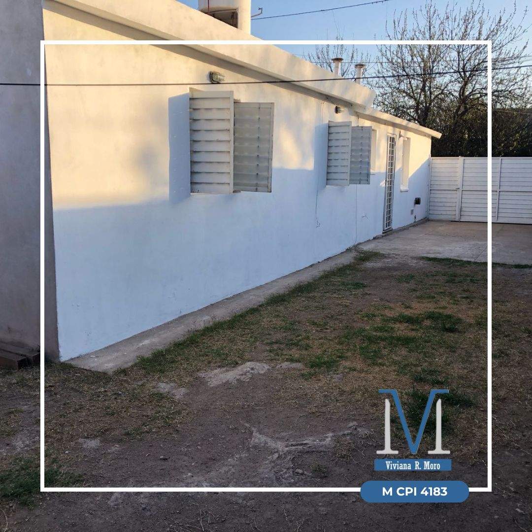 SE VENDE CASA EN B SOLARES DE ARGUELLO