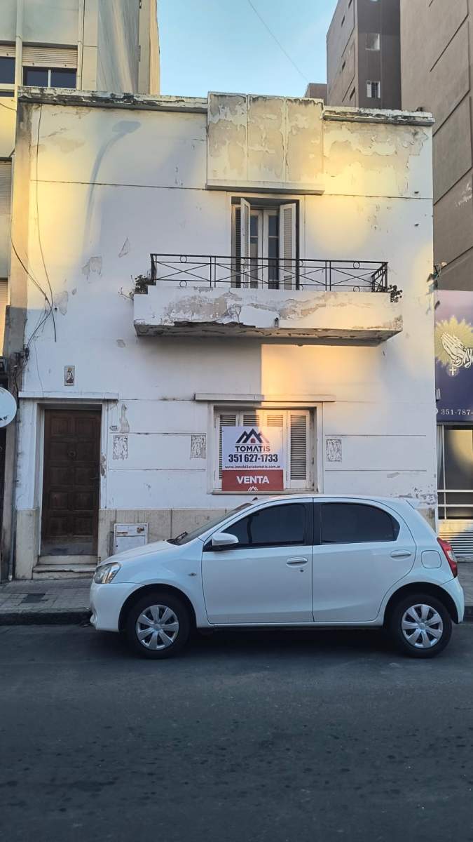 ALBERDI: MENDOZA 223 LOTE DE TERRENO DE 214 M2