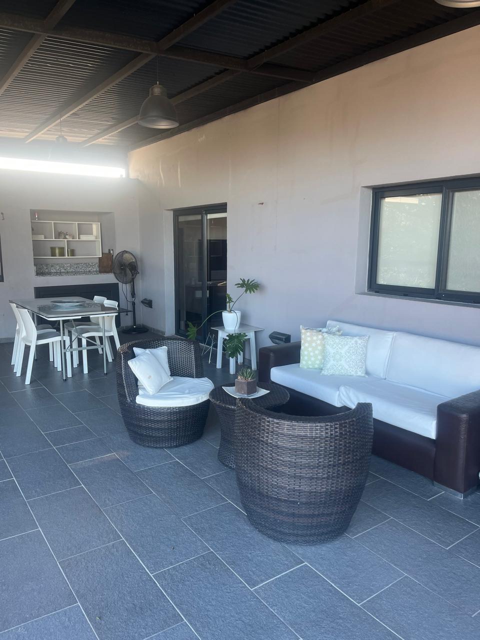 Casa con vista Estancia Q2 3 dormitorios pileta