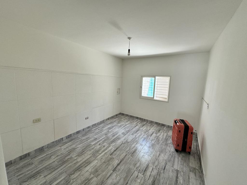 Venta. Casa  Dpto, 3 dorm, B Jorge Newbery, Reciclada