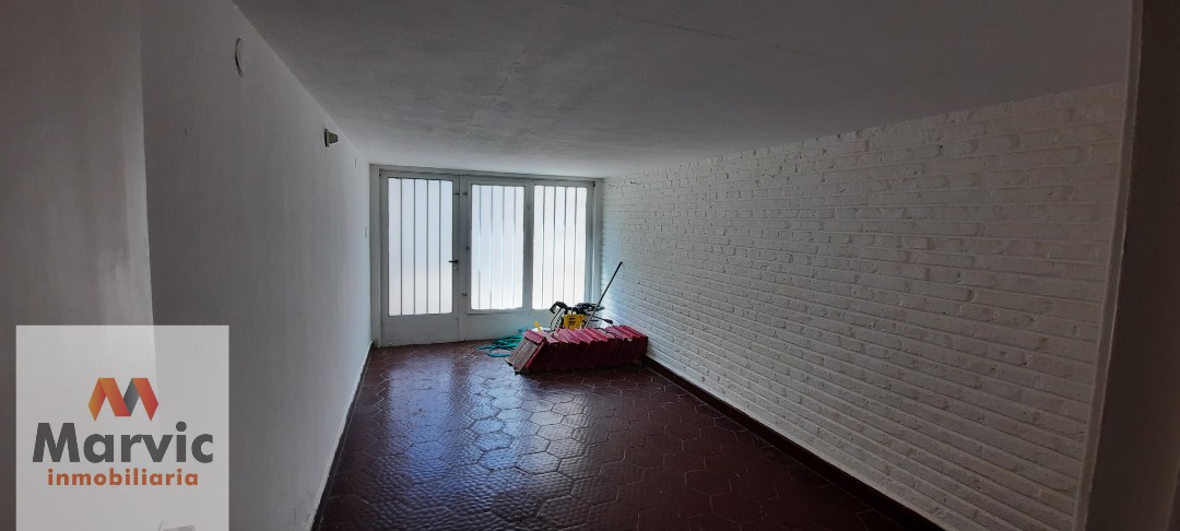 Venta. Casa  Dpto, 3 dorm, B Jorge Newbery, Reciclada