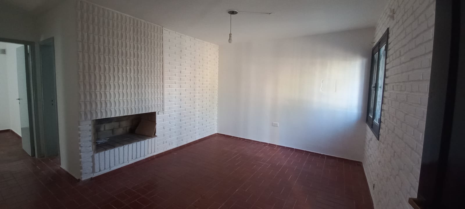 SE VENDE CASA EN B PARQUE VELEZ SARSFIELD