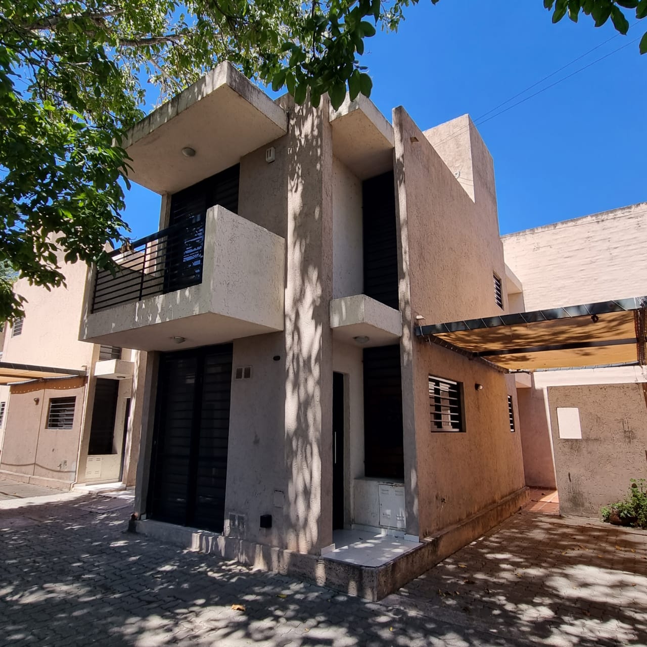 VENTA - DUPLEX 2 DORM. CON COCHERA VCP