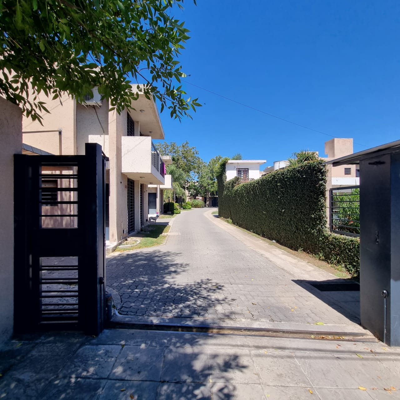 VENTA - DUPLEX 2 DORM. CON COCHERA VCP