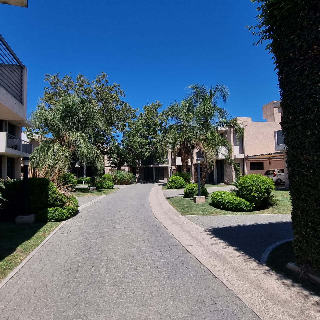 VENTA - DUPLEX 2 DORM. CON COCHERA VCP