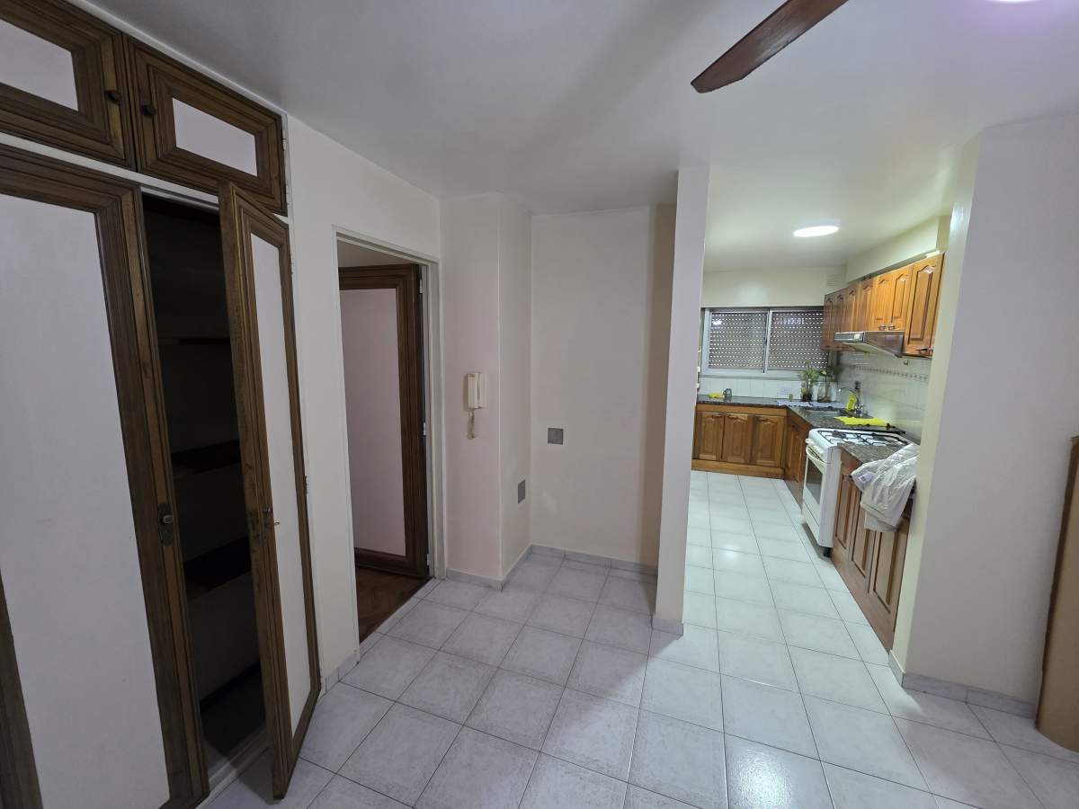 Av Colón Esq. Fragueiro - Alq. Dpto. 2 Dorm. Ext. Cbalcón - Córdoba
