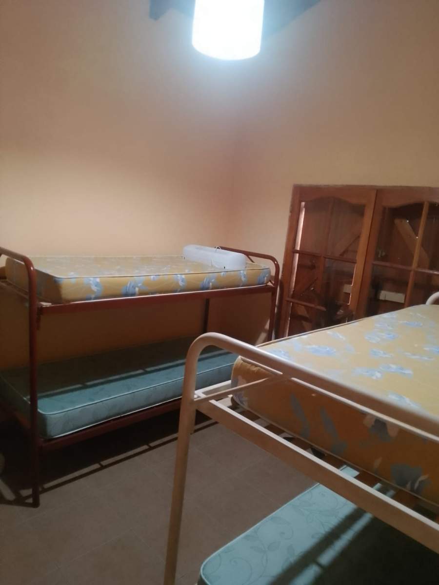 CHEMES INVERSIONES VENDE CADA CON PILETA EN VILLA GIARDINO