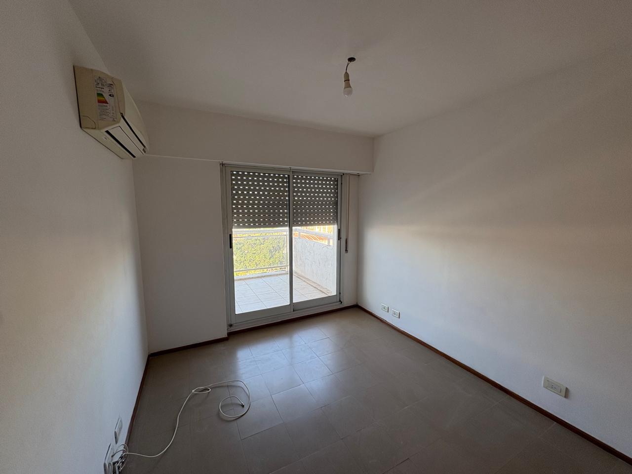 Venta depto de 1 12 dormitorio Centro