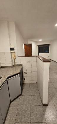 Alquilo depto 1 dorm. cplacard. B Nueva Cordoba.