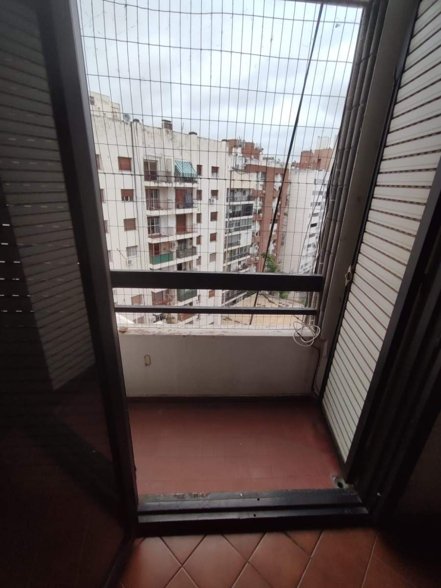 ALQUILER MONOAMBIENTE CON BALCON - A UNA CUADRA DEL PATIO OLMOS