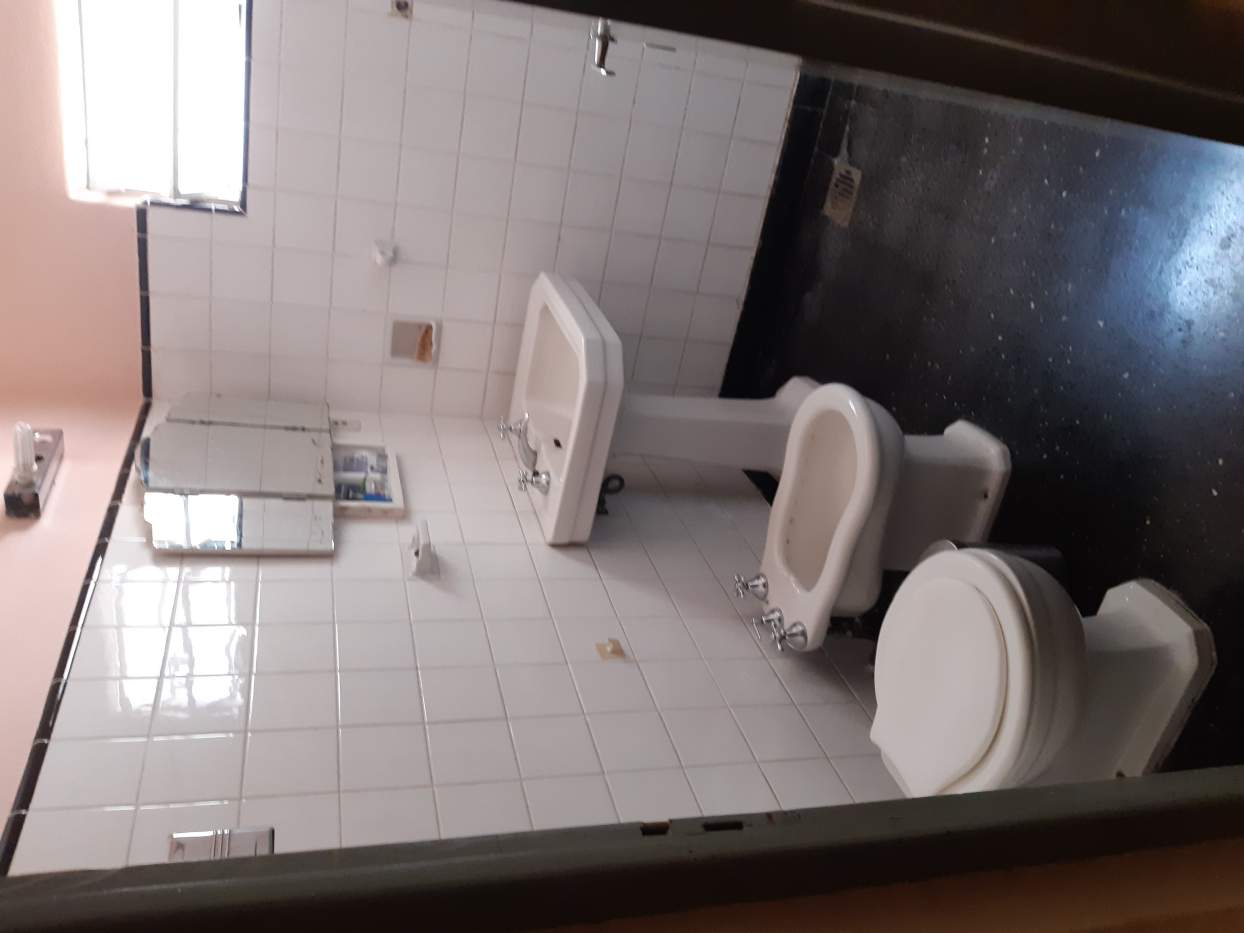 Casa en venta  2 Dptos Cosquín - Barrio Onofre Marimón - 3 dormitorios