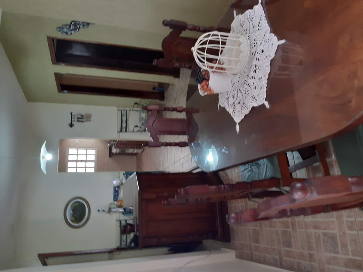 Casa en venta  2 Dptos Cosquín - Barrio Onofre Marimón - 3 dormitorios