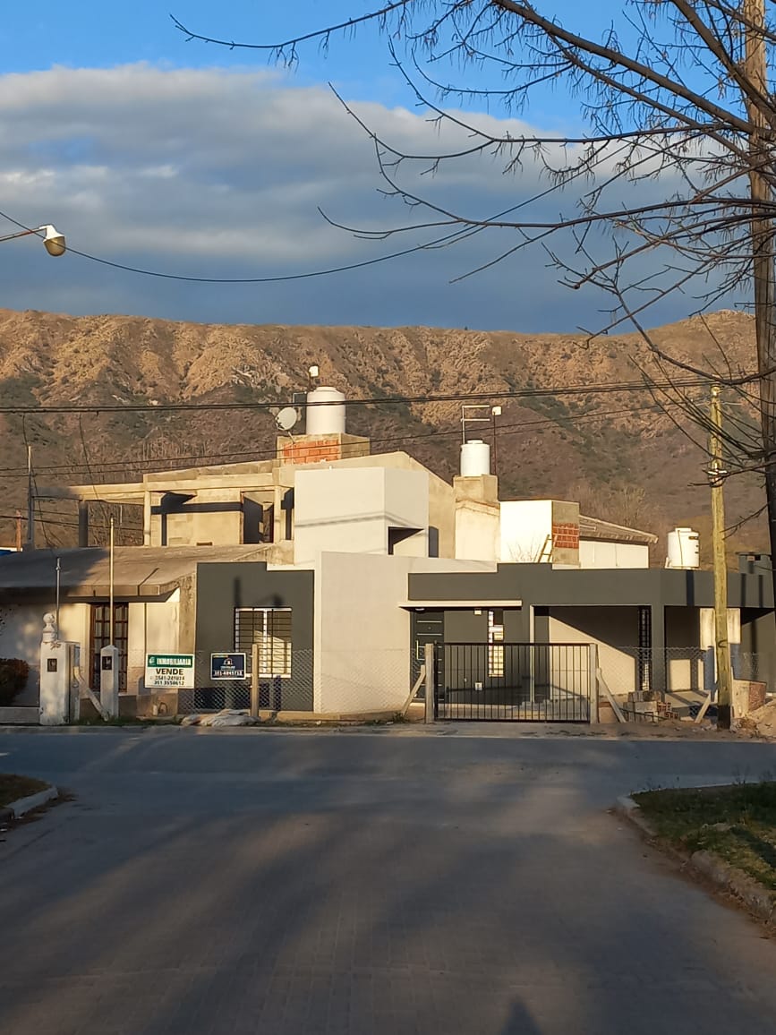 Casa en Venta Santa María de Punilla - 2 Dormitorios - APPTO Crédito Bancor!!