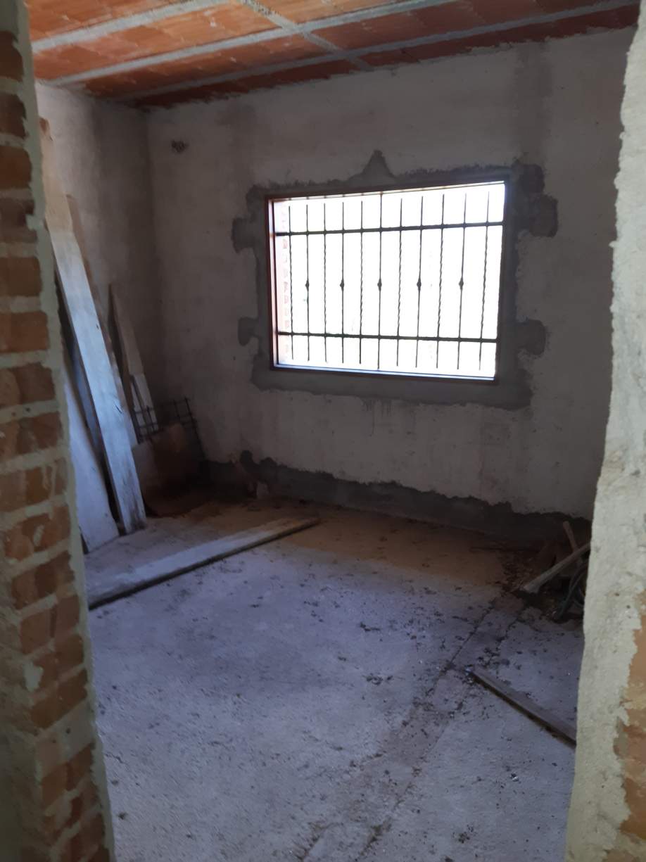 Casa en Venta a Terminar  Molinari, Cosquín - 3 dormitorios