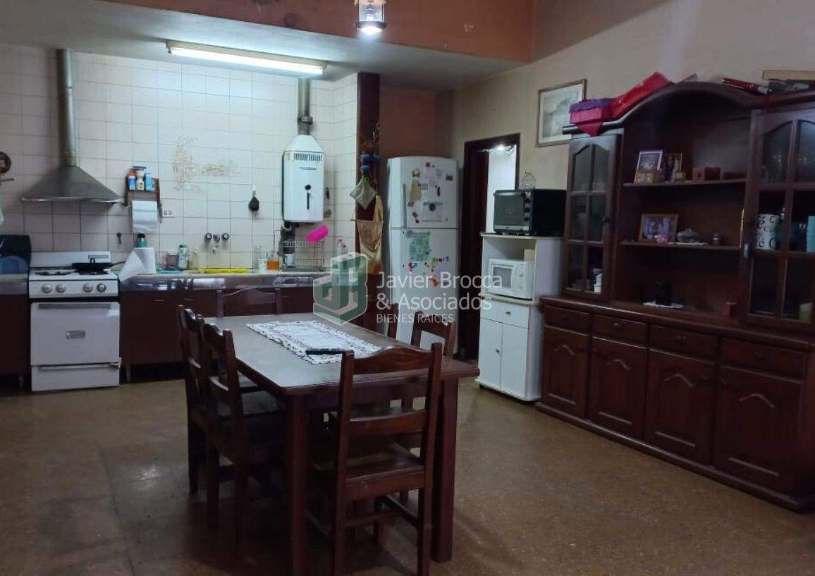 CASA EN VENTA COSQUÍN - Muy buena ubicación!! - 4 Dormitorios