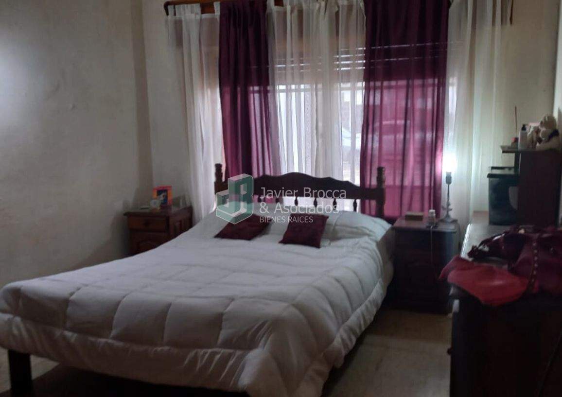 CASA EN VENTA COSQUÍN - Muy buena ubicación!! - 4 Dormitorios