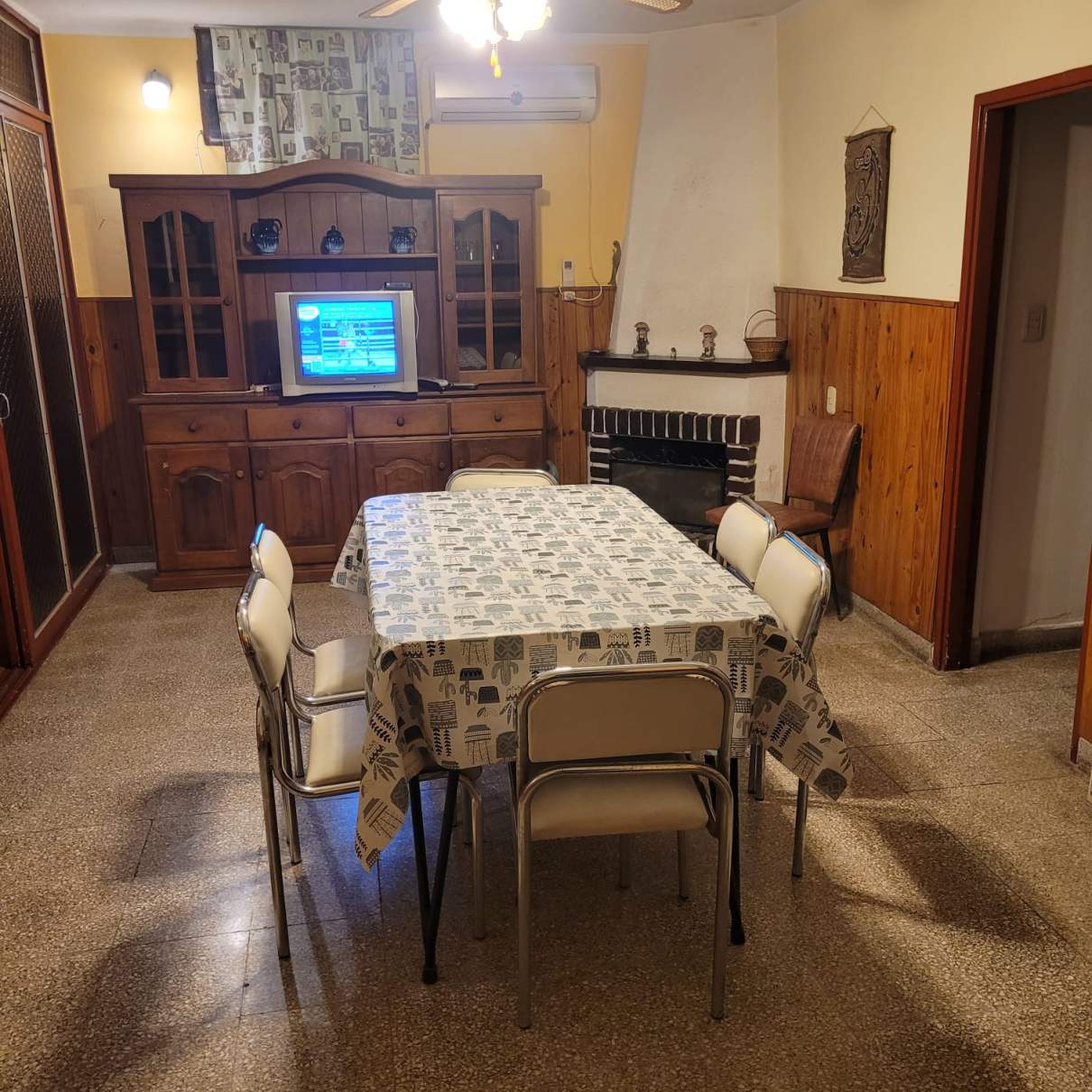 CASA EN VENTA COSQUÍN - EXCELENTE UBICACIN!! - 3 Dormitorios