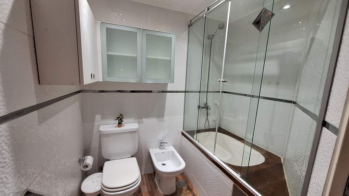 SE VENDE CASA  DEPARTAMENTO EN TANTI