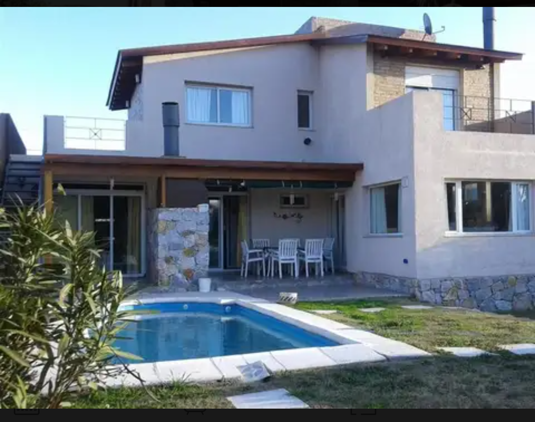 CASA EN ALQUILER - LA CUMBRE