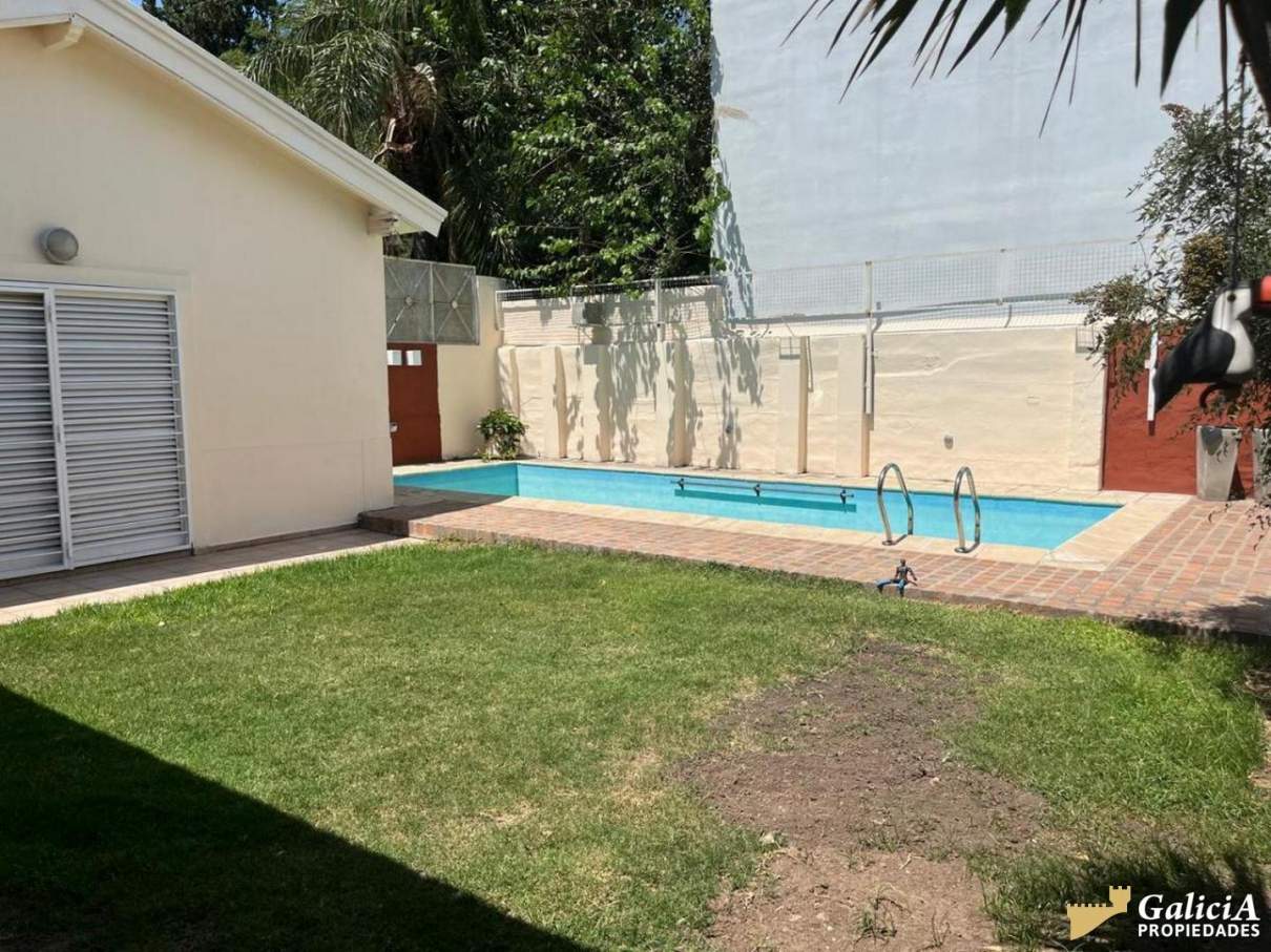 Av. Fernando Fader al 4300  Casa alquiler uso Residencial o Comercial,-