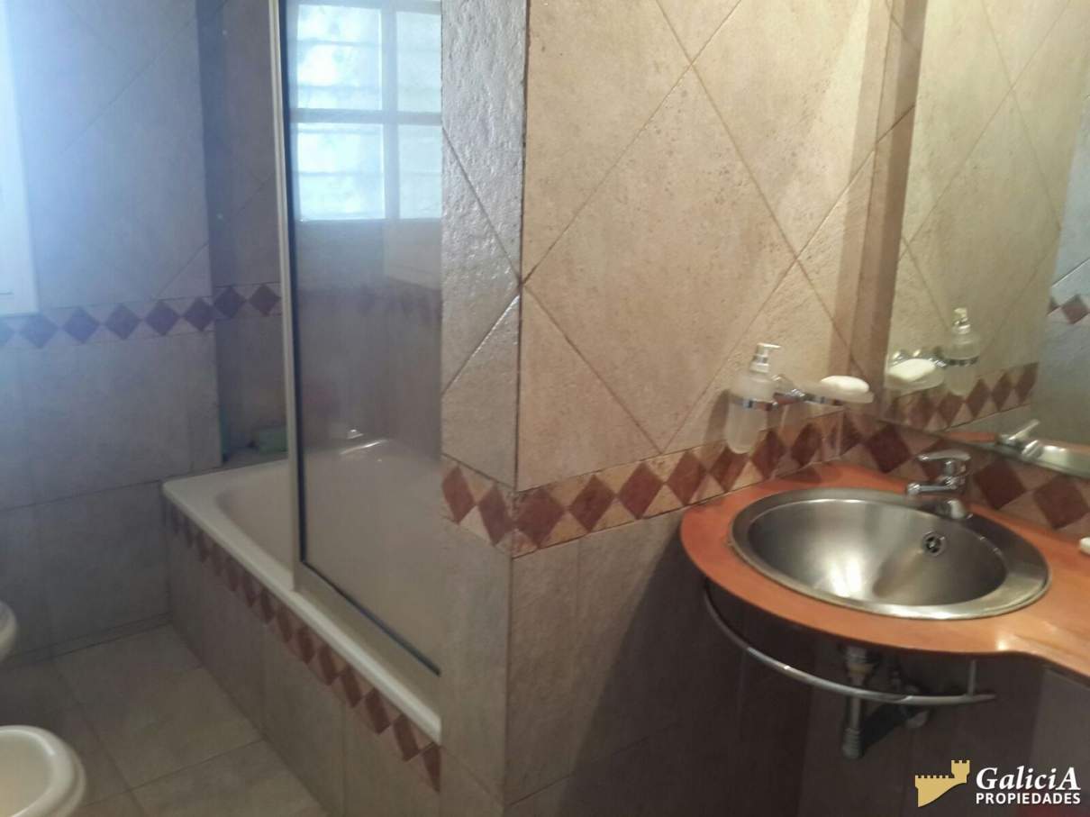 Av. Fernando Fader al 4300  Casa alquiler uso Residencial o Comercial,-