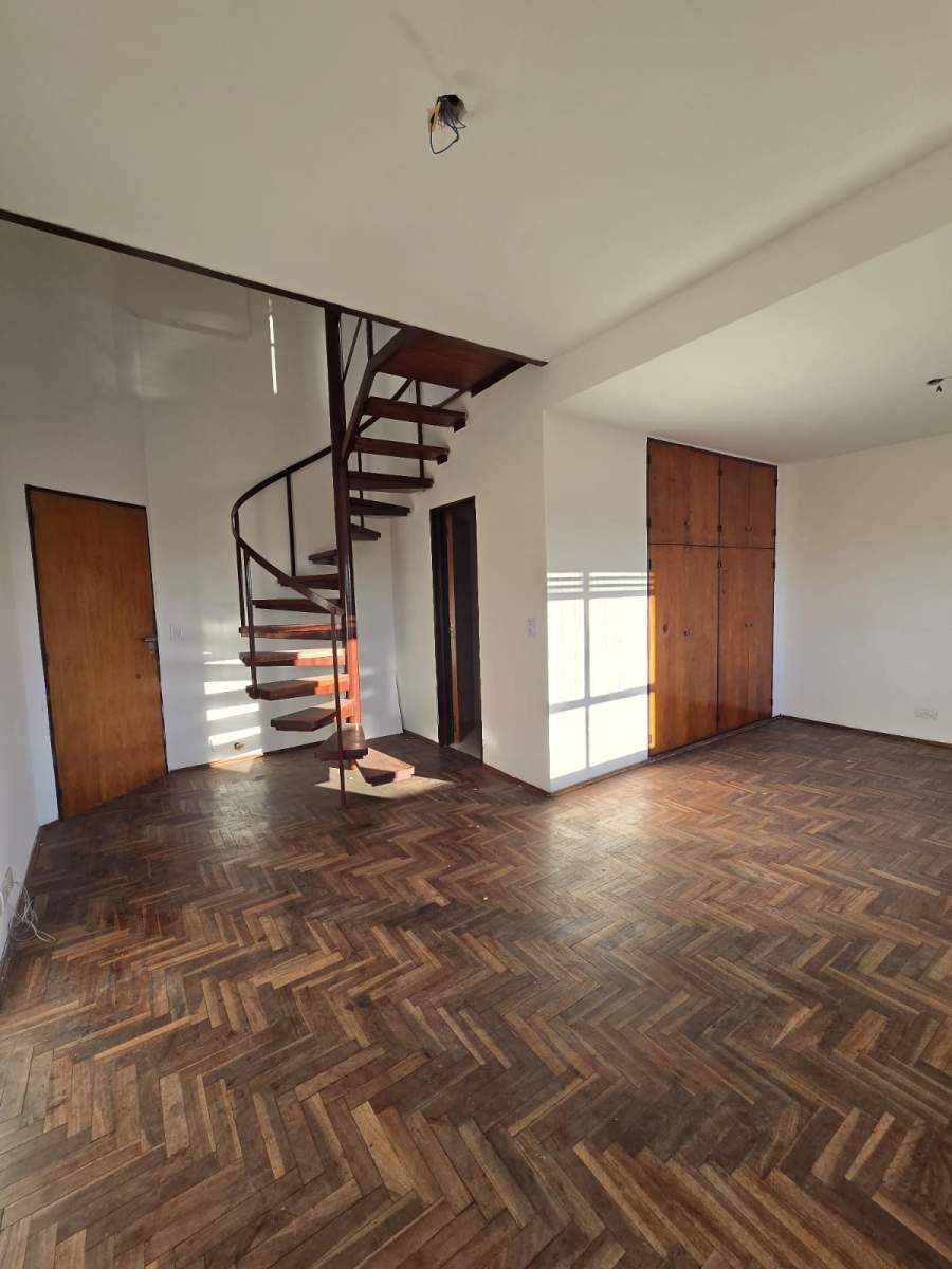 VENTA DEPARTAMENTO DE 2 DORMITORIOS MUY LUMINOSO Y CON GRAN VISTA!! LO VEMOS???