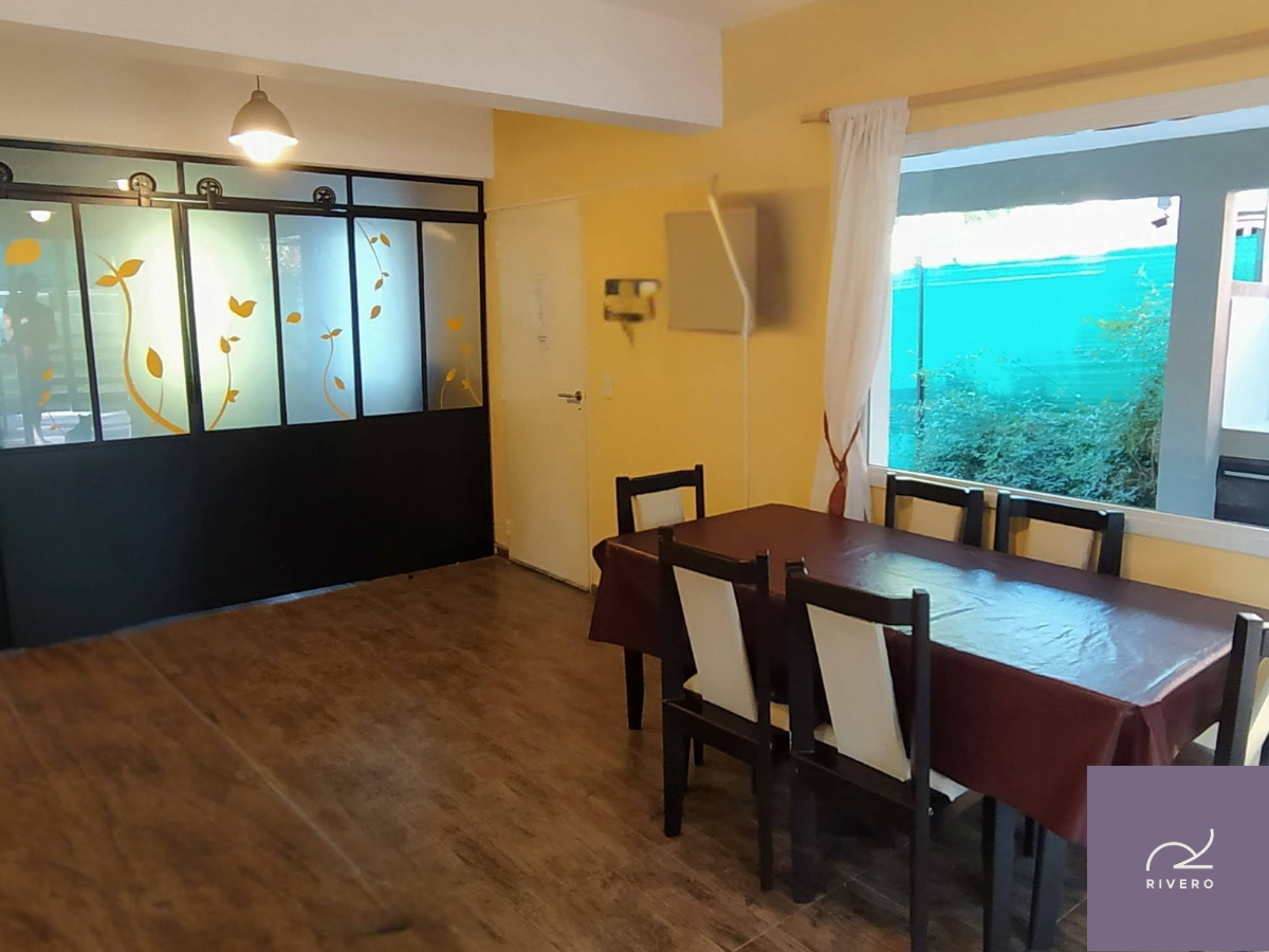 Casa en alquiler permanente con pileta