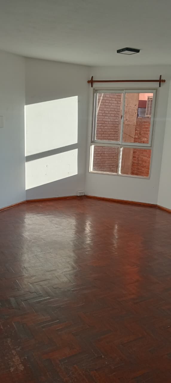 UN DORMITORIO, PISO ALTO, NUEVA CORDOBA, CORDOBA BV ILLIA 71