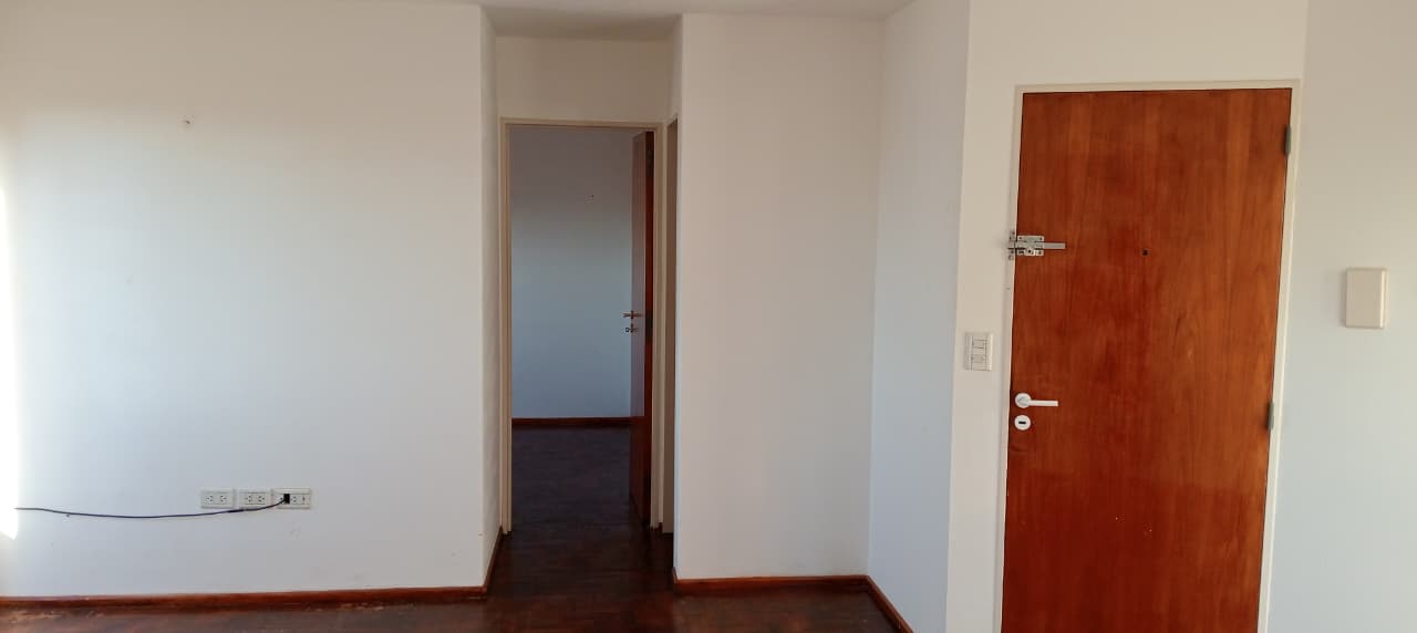 UN DORMITORIO, PISO ALTO, NUEVA CORDOBA, CORDOBA BV ILLIA 71