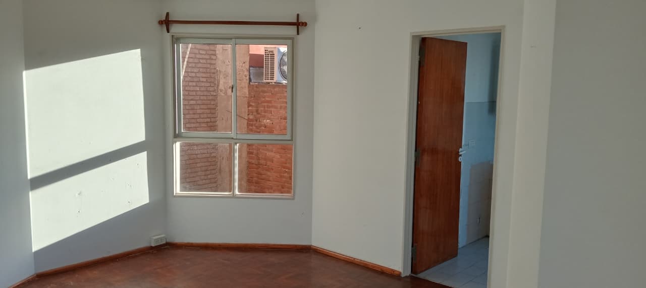 UN DORMITORIO, PISO ALTO, NUEVA CORDOBA, CORDOBA BV ILLIA 71