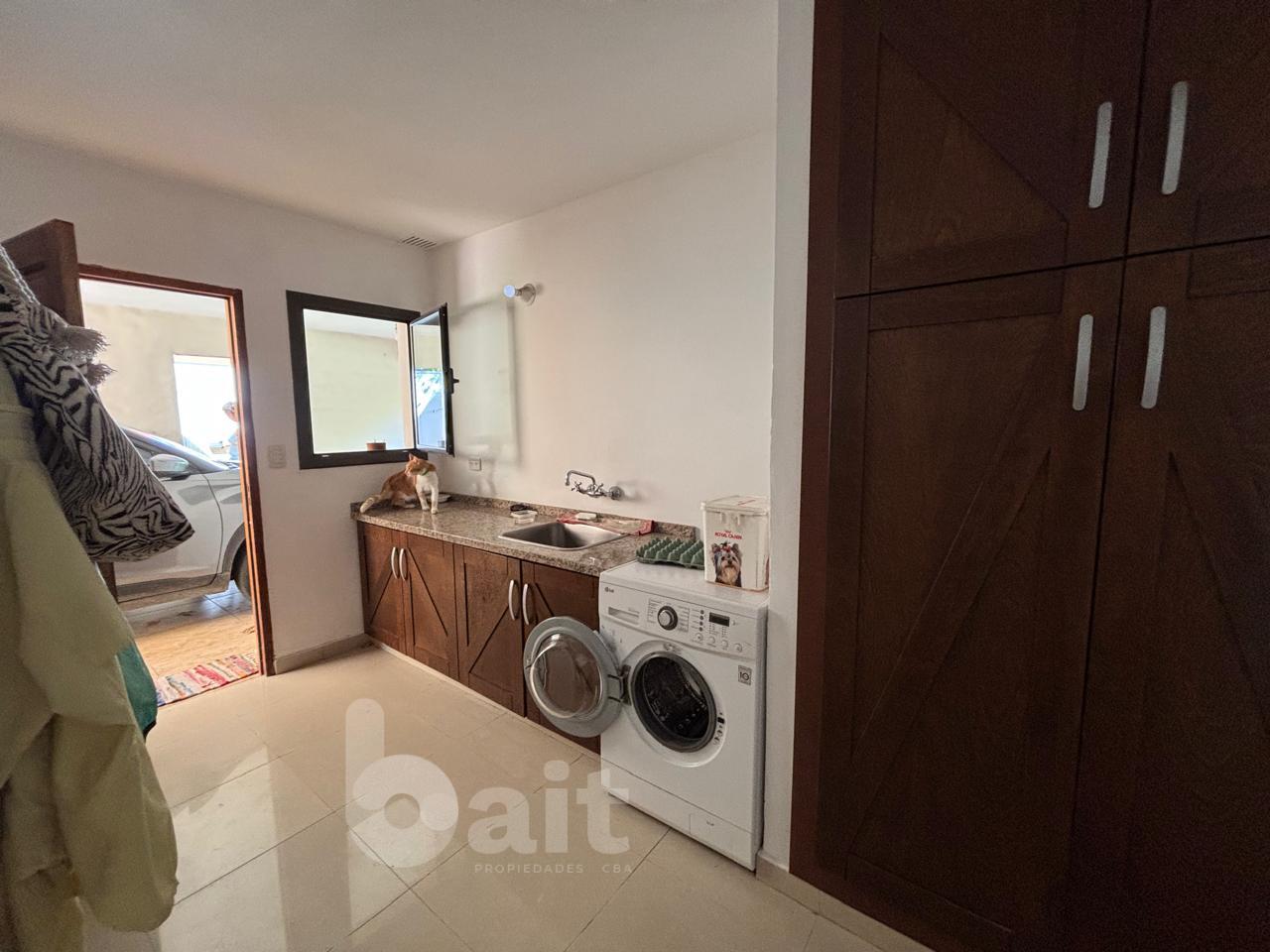 VENDO CASA 4 DORMITORIOS BARRIO LOS CIELOS VALLE ESCONDIDO S 24 HORAS APTO CREDITO