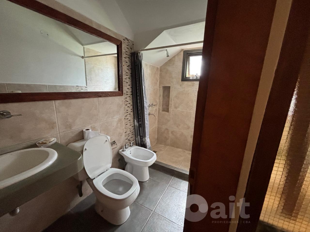 VENDO CASA 4 DORMITORIOS BARRIO LOS CIELOS VALLE ESCONDIDO S 24 HORAS APTO CREDITO