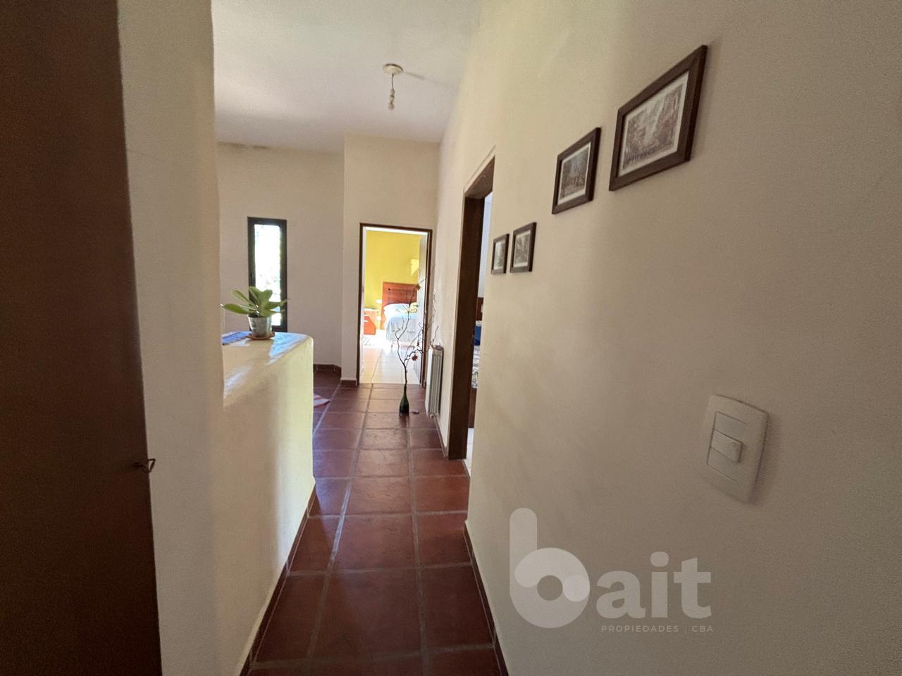 VENDO CASA 4 DORMITORIOS BARRIO LOS CIELOS VALLE ESCONDIDO S 24 HORAS APTO CREDITO