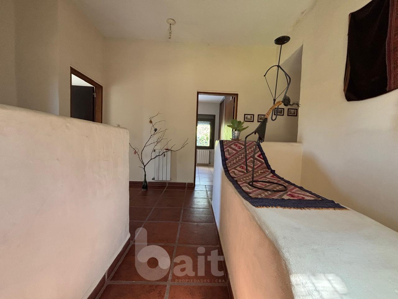 VENDO CASA 4 DORMITORIOS BARRIO LOS CIELOS VALLE ESCONDIDO S 24 HORAS APTO CREDITO