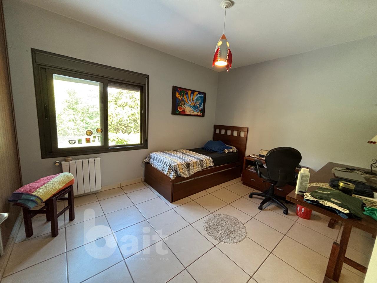 VENDO CASA 4 DORMITORIOS BARRIO LOS CIELOS VALLE ESCONDIDO S 24 HORAS APTO CREDITO