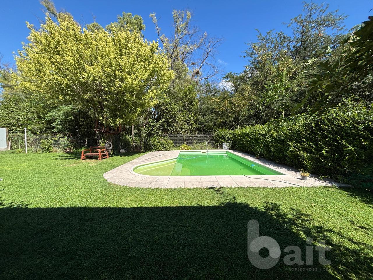 VENDO CASA 4 DORMITORIOS BARRIO LOS CIELOS VALLE ESCONDIDO S 24 HORAS APTO CREDITO