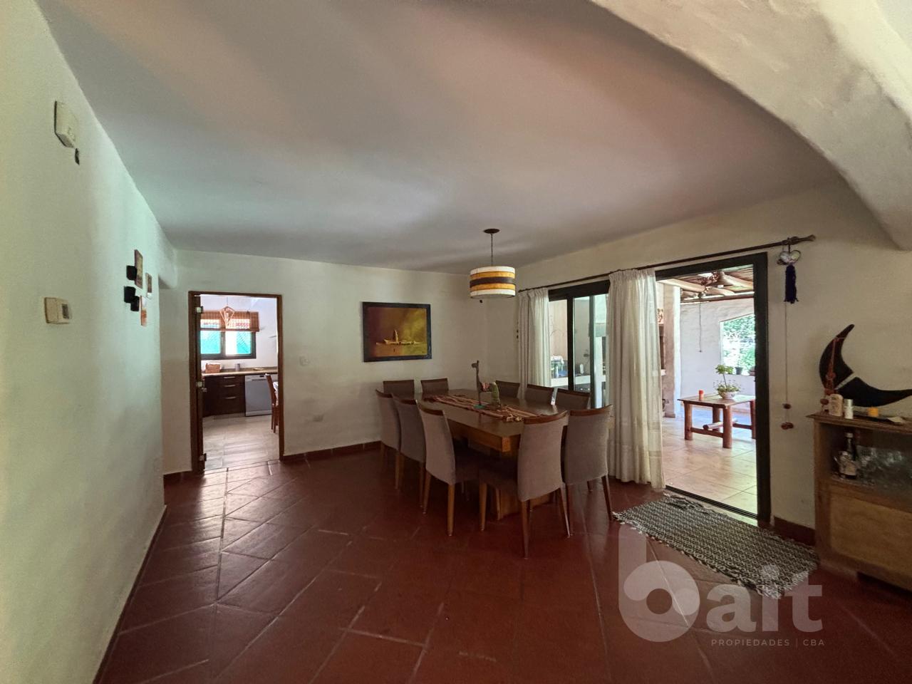 VENDO CASA 4 DORMITORIOS BARRIO LOS CIELOS VALLE ESCONDIDO S 24 HORAS APTO CREDITO