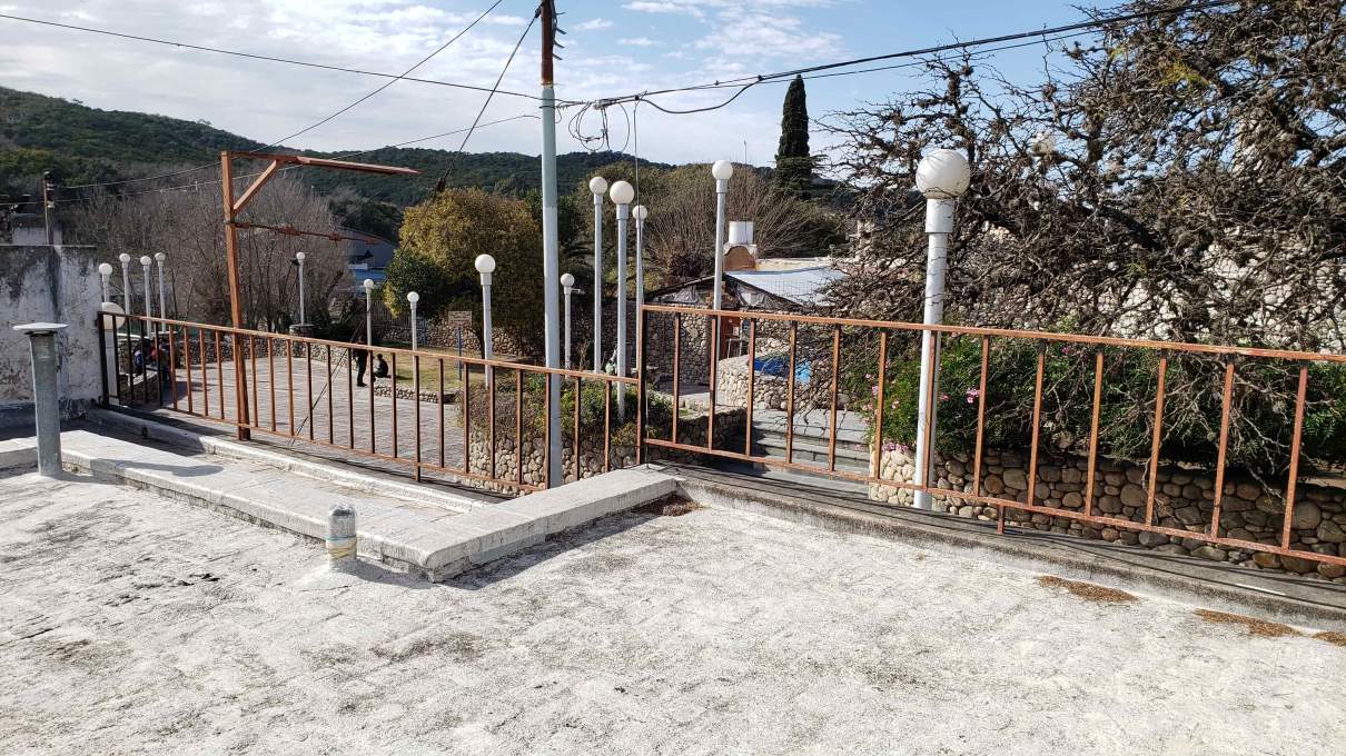 Vive la Oportunidad: Casa-Local Gastronómico en Río Ceballos