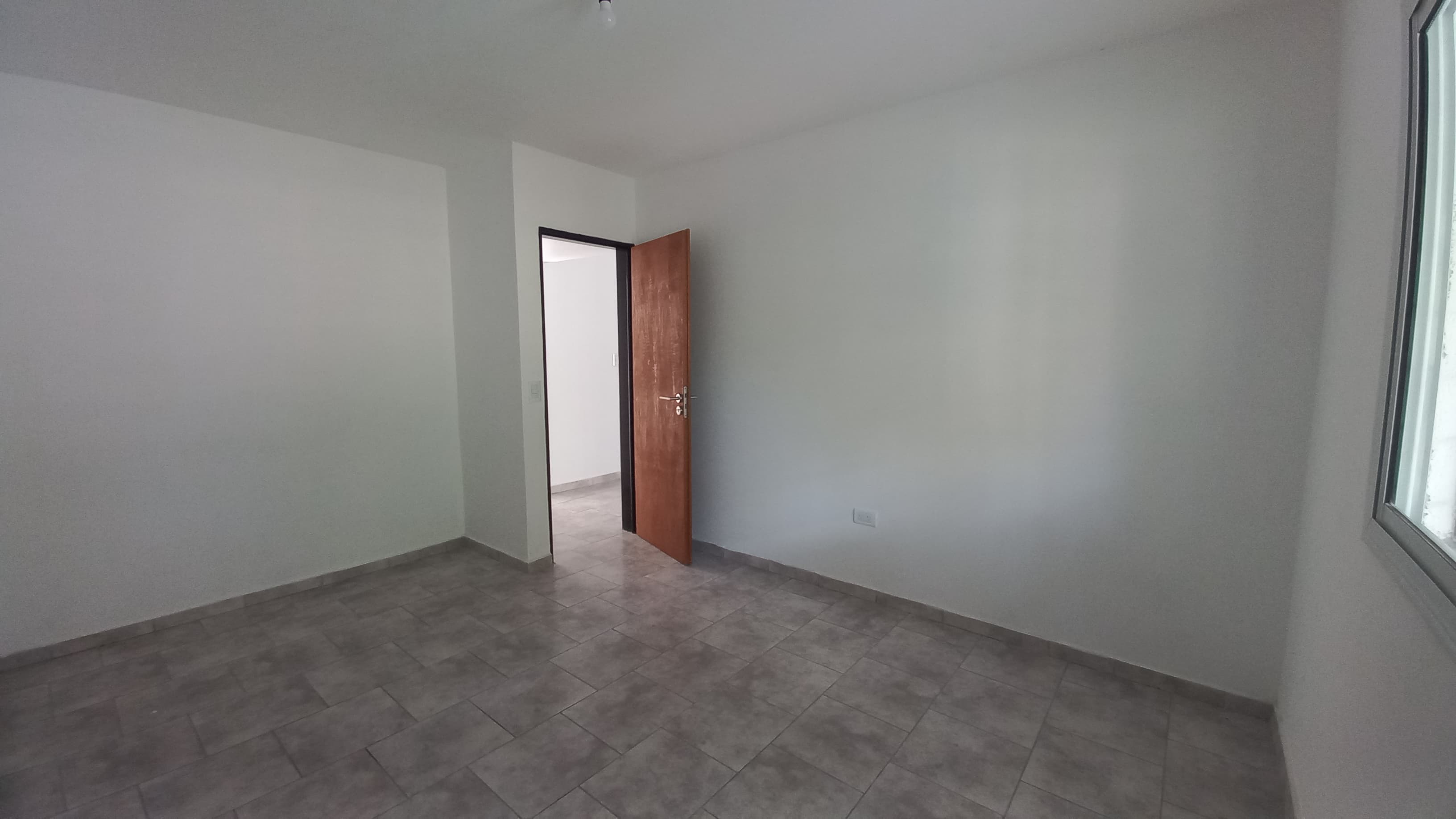 CASA EN VENTA A ESTRENAR COSQUÍN, Molinari - 2 dormitorios
