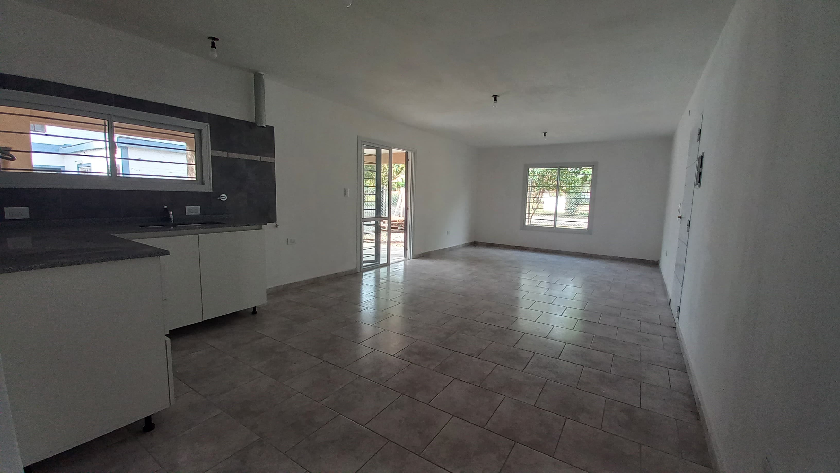 CASA EN VENTA A ESTRENAR COSQUÍN, Molinari - 2 dormitorios