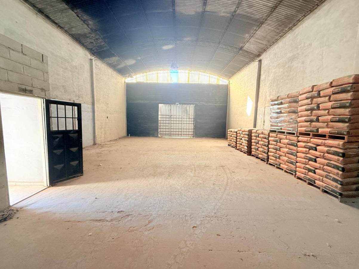 Galpon en Alquiler - Barrio Villa El Libertador