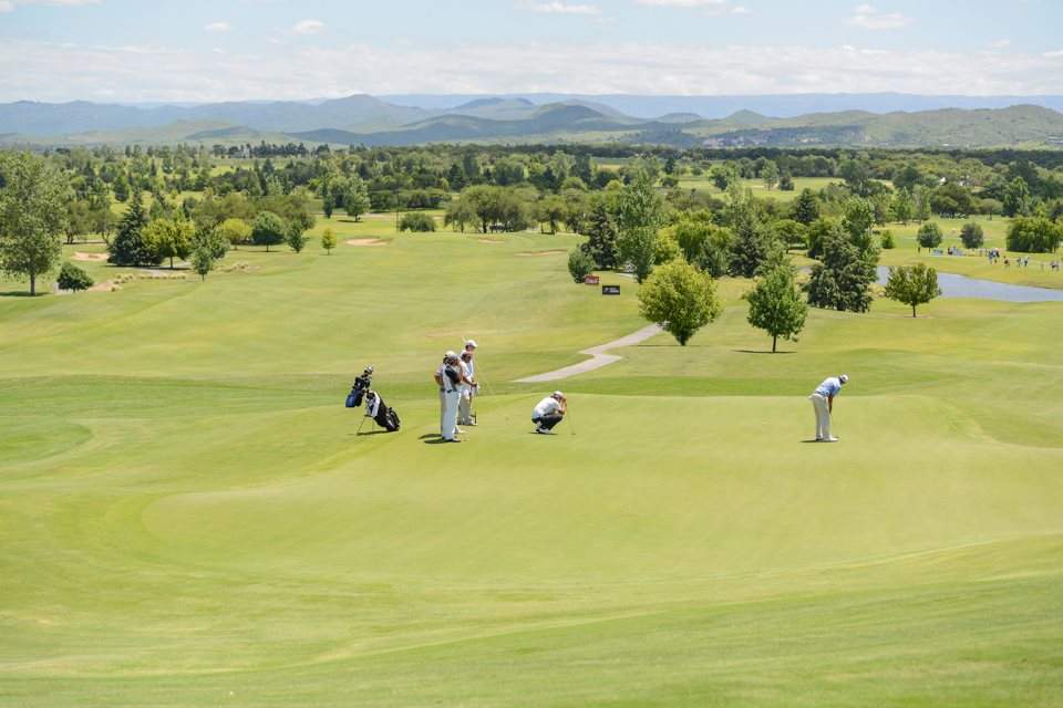 Vivi el Verde!! Lote 800m2, Lote CON VISTAS!!  Listo para construir. Country Valle del Golf