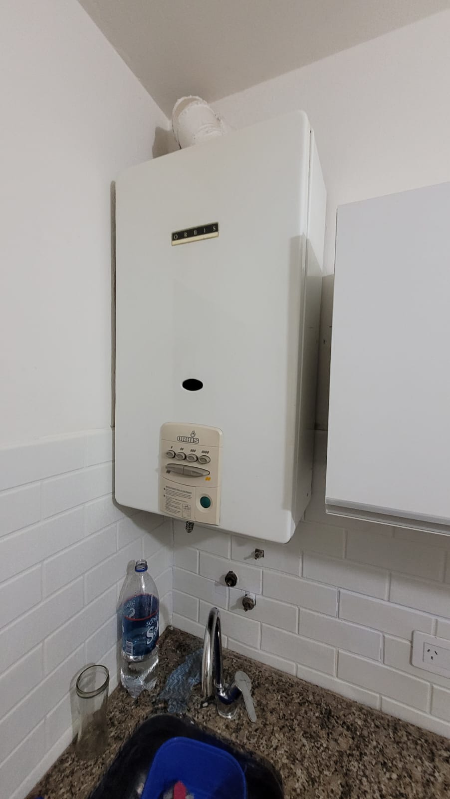 Departamento Amoblado en Alquiler Temporario   Un Dormitorio Patio  Centro de Córdoba