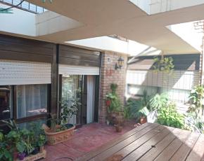 Departamento Amoblado en Alquiler Temporario   Un Dormitorio Patio  Centro de Córdoba