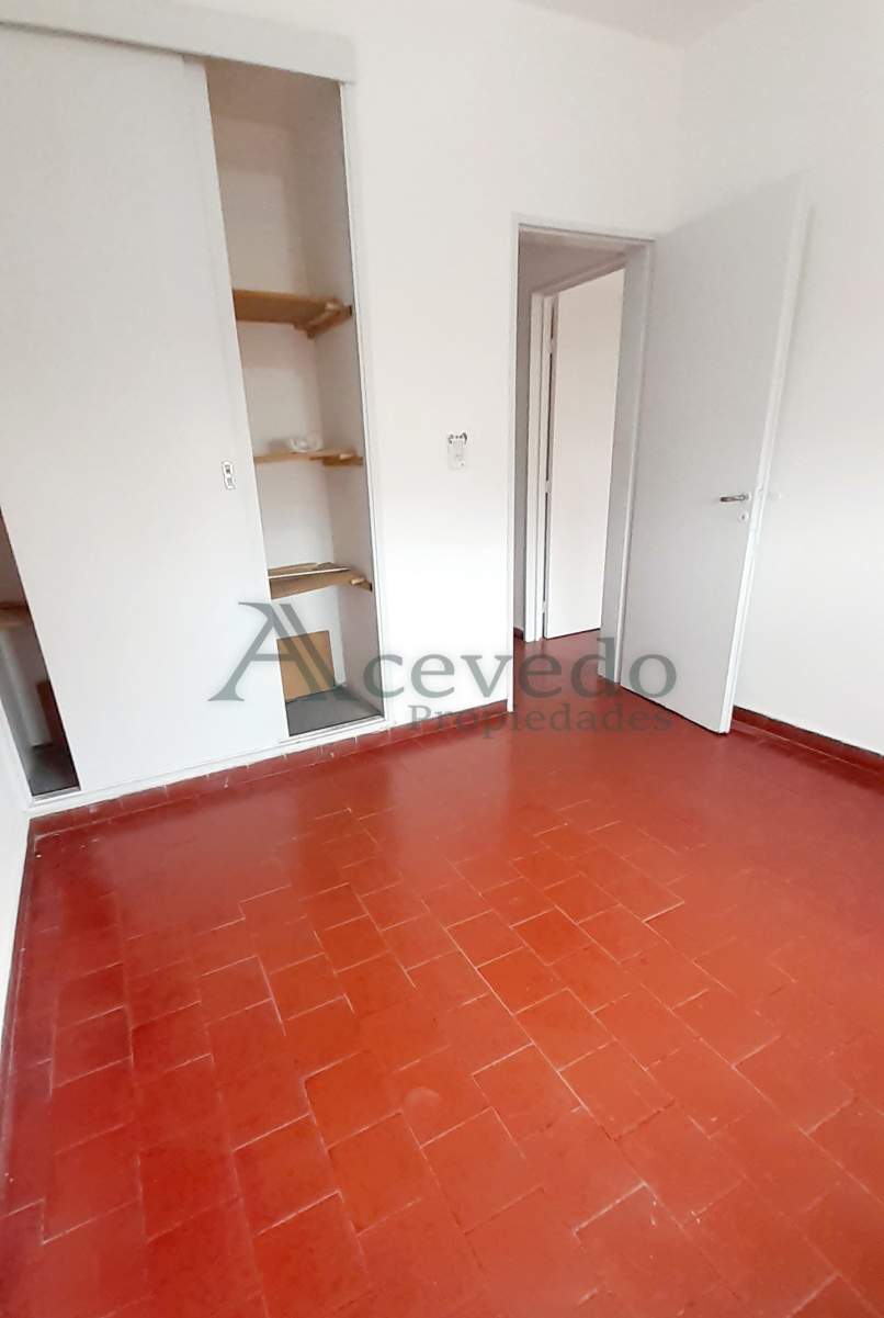 Amplio departamento 3 dorm. Alto Alberdi