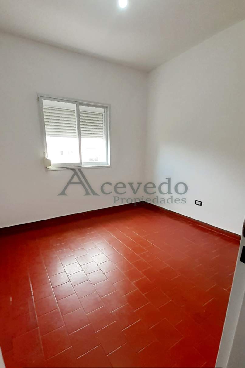 Amplio departamento 3 dorm. Alto Alberdi