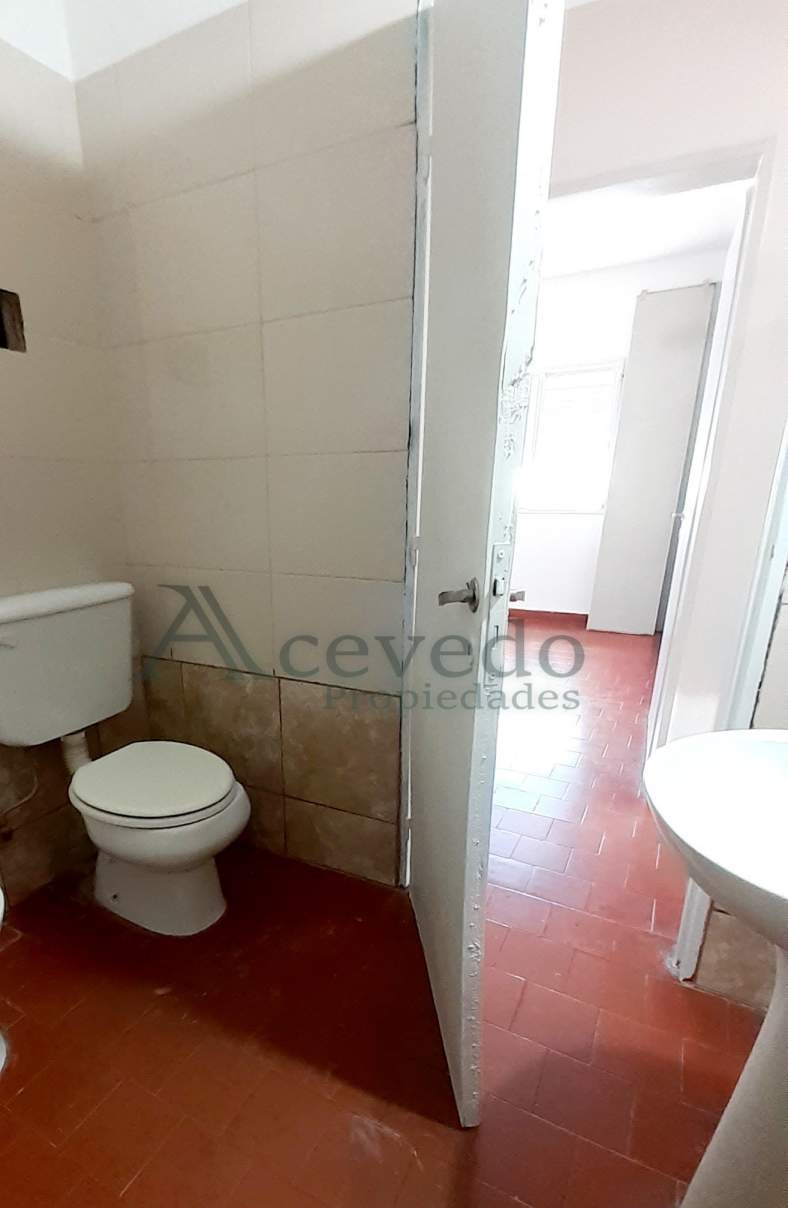Amplio departamento 3 dorm. Alto Alberdi